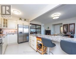 #1906 - 240 Scarlett Road, Toronto, ON M6N4X4 Photo 11