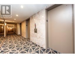Laundry room - #1906 - 240 Scarlett Road, Toronto, ON M6N4X4 Photo 6
