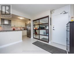 #1906 - 240 Scarlett Road, Toronto, ON M6N4X4 Photo 8