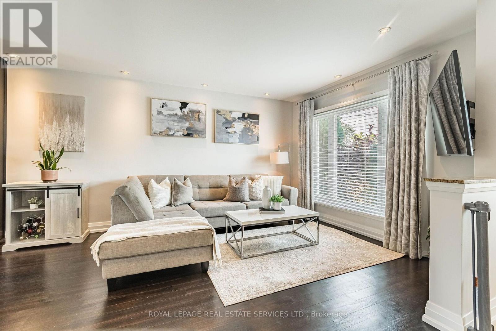 Photo of 1192 FLAGSHIP DRIVE