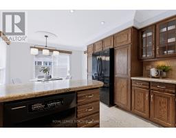 Primary Bedroom - 279 Hickory Circle, Oakville, ON L6H4V3 Photo 17