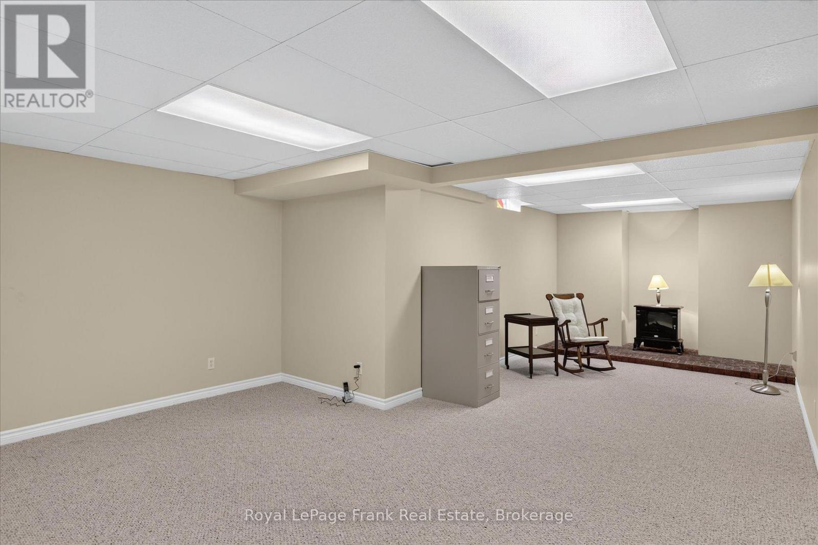 1544 GLENFOREST CRESCENT - Image 30