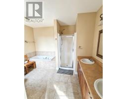 898 Blythwood Road, London North, ON N6H5V2 Photo 14