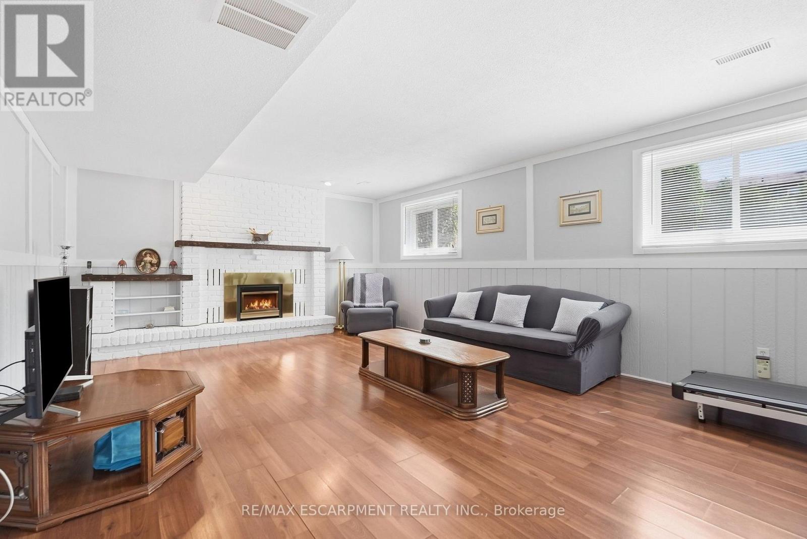 10 AUDUBON STREET N - 24