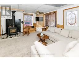 16366 Hwy 35, Algonquin Highlands, ON K0M2K0 Photo 8