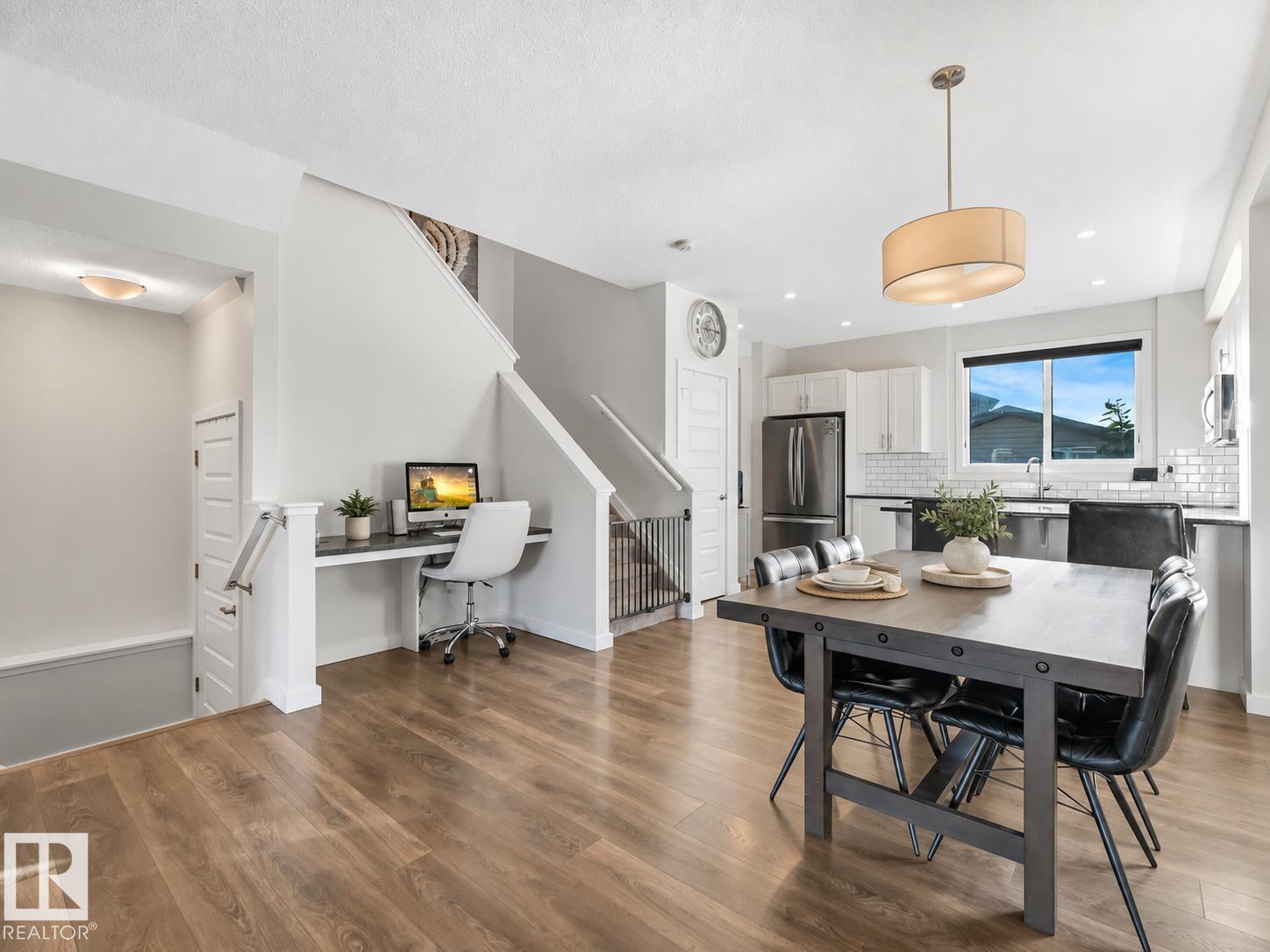 288 CHARLESWORTH DR SW - 11