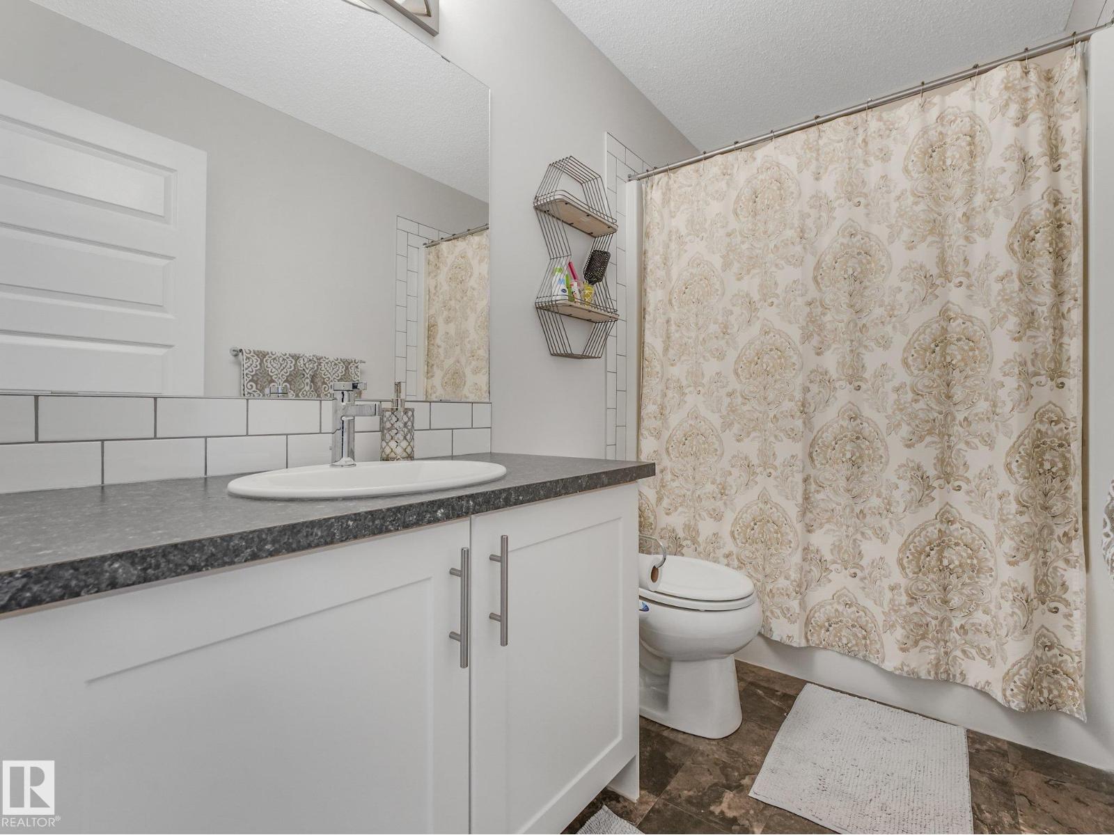288 CHARLESWORTH DR SW - 22