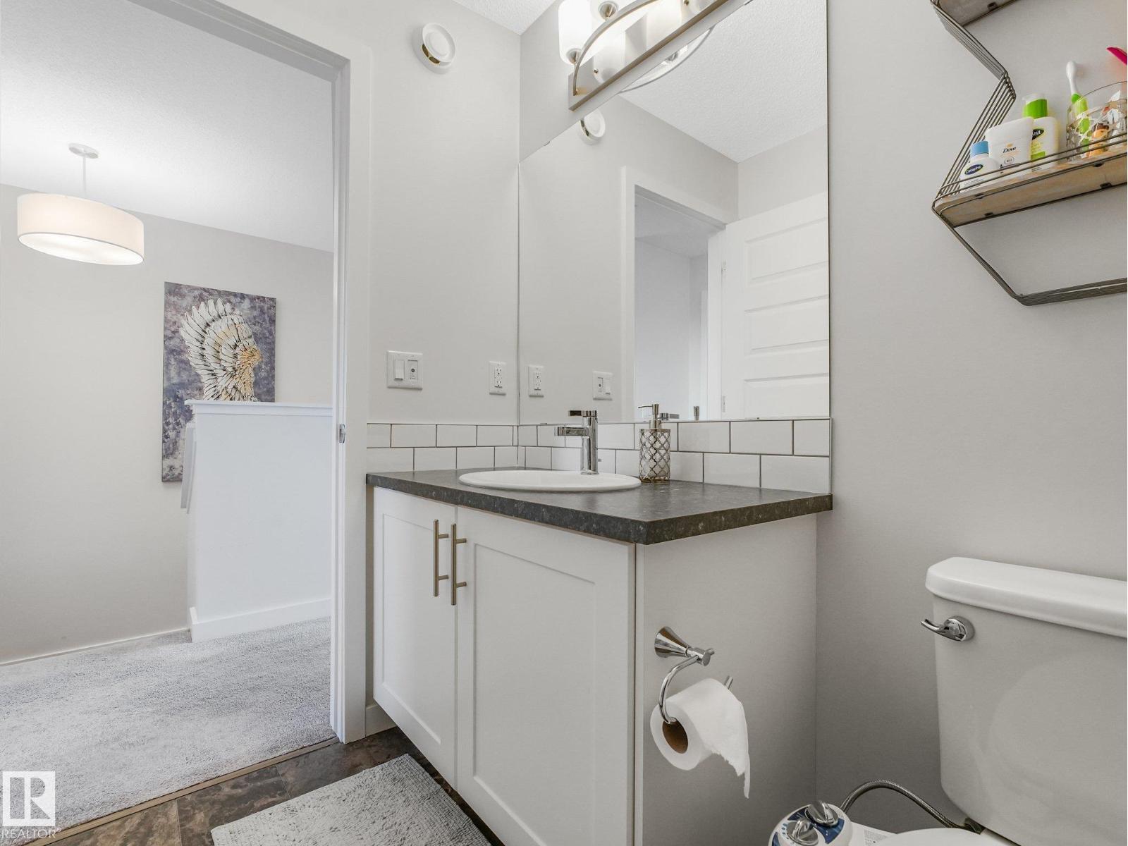 288 CHARLESWORTH DR SW - 23