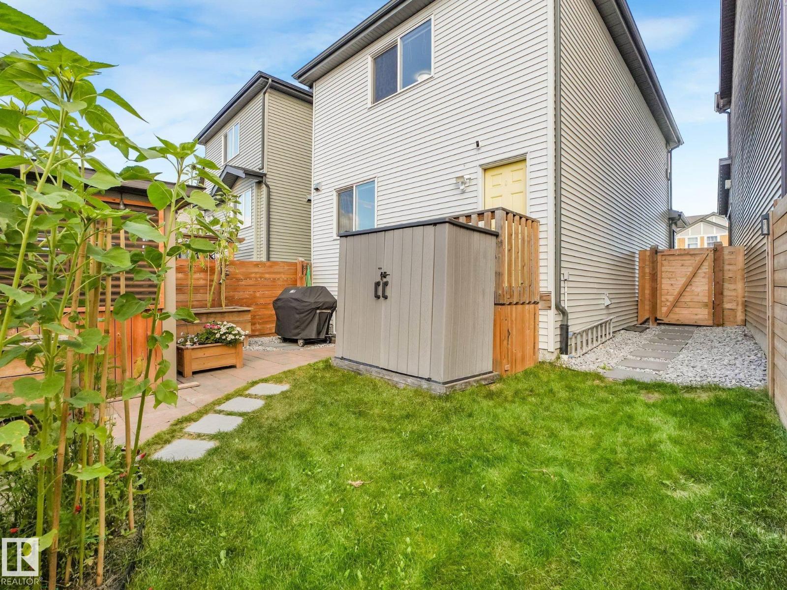 288 CHARLESWORTH DR SW - 49