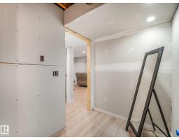 288 Charlesworth Dr Sw, Edmonton, AB T6X2J3 Photo 36
