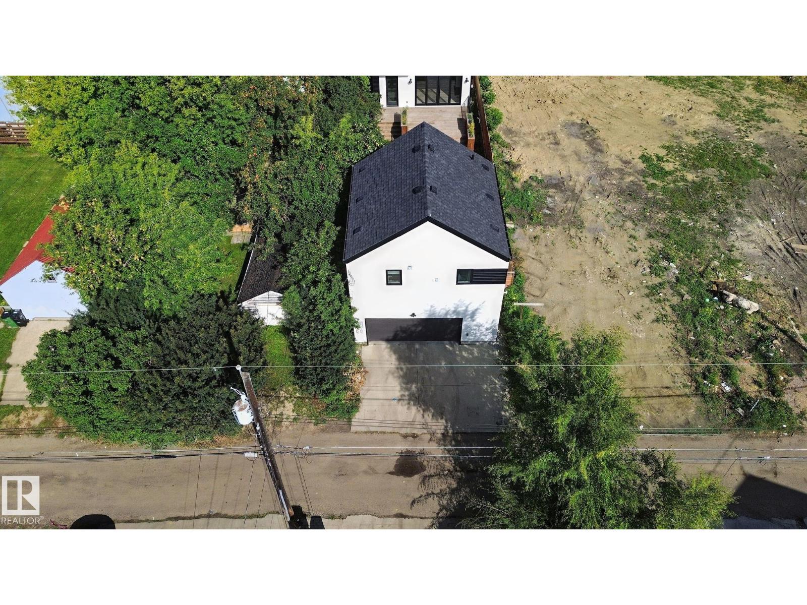 10925 UNIVERSITY AV NW - Image 65