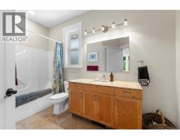 418 Winter Dr, Lake Cowichan, BC V0R2G1 Photo 41