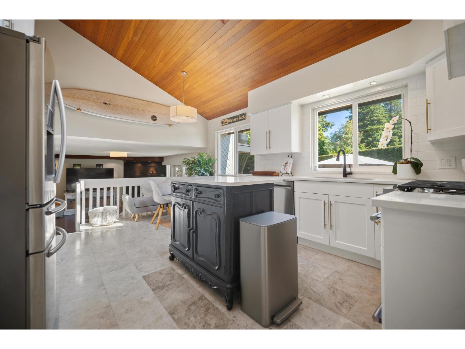 4 Bed, 3 Bath House for Sale in Surrey – 14756 16A AVENUE, Surrey – MLS# R3166116 - Image 12