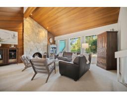 14756 16a Avenue, Surrey, BC V4A5M7 Photo 8