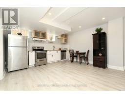 Bsmt - 35 Woodward Avenue, Brampton, ON L6V1K2 Photo 14