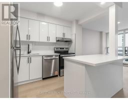 813 - 140 Elm Ridge Drive, Toronto, ON M6B1B1 Photo 12