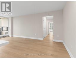 813 - 140 Elm Ridge Drive, Toronto, ON M6B1B1 Photo 15