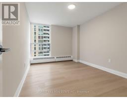813 - 140 Elm Ridge Drive, Toronto, ON M6B1B1 Photo 18