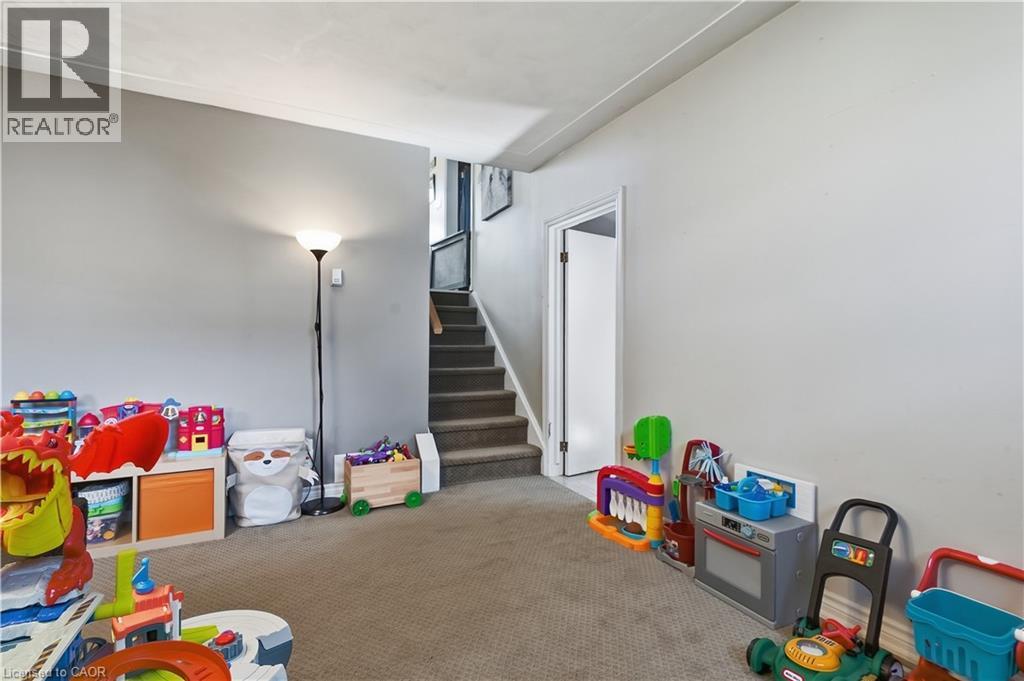 180 TERRACE Drive - 15