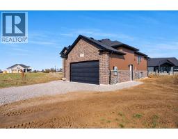 47 Bloomington Way, Chatham, ON N7L0H2 Photo 30