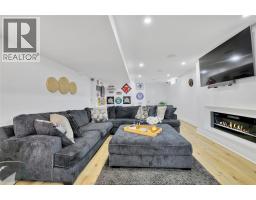 264 Arkona, Lakeshore, ON N8L0S6 Photo 35