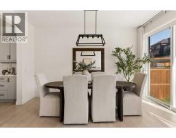 312 Lucas Way Nw, Calgary, AB T3P0R5 Photo 15