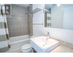 2212 - 770 Bay Street, Toronto, ON M5G0A6 Photo 14