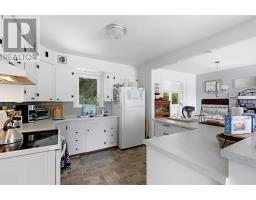 1750 Queen St E, Sault Ste  Marie, ON P6A2H1 Photo 12