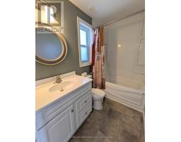 Kitchen - 5-7 Weldon Road, Kawartha Lakes, ON K9V4R6 Photo 10