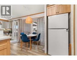 2042, 25054 South Pine Lake Road, Rural Red Deer County, AB T0M1R0 Photo 11