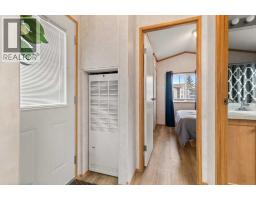 2042, 25054 South Pine Lake Road, Rural Red Deer County, AB T0M1R0 Photo 12