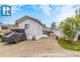 2042, 25054 South Pine Lake Road, Rural Red Deer County, AB T0M1R0 Photo 16