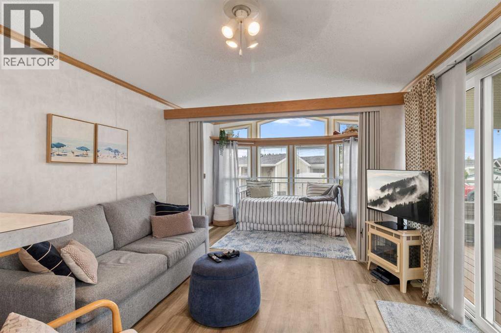 Listing photo – 2042, 25054 South Pine Lake Road, Rural Red Deer County