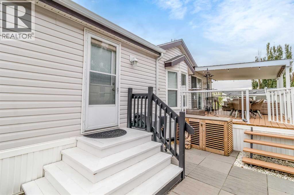 Listing photo – 2042, 25054 South Pine Lake Road, Rural Red Deer County