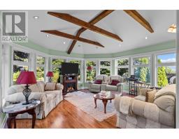 346 Canada Drive thumbnail 10
