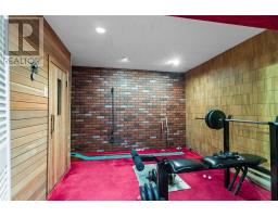 346 Canada Drive thumbnail 18
