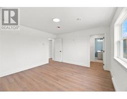 104 Trenton Drive thumbnail 18