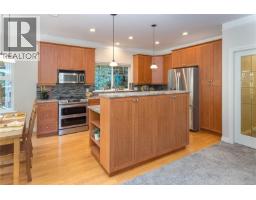 Eating area - 7348 Ridgedown Crt, Central Saanich, BC V8M2H7 Photo 20