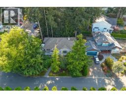 7348 Ridgedown Crt, Central Saanich, BC V8M2H7 Photo 48