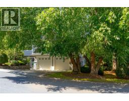 7348 Ridgedown Crt, Central Saanich, BC V8M2H7 Photo 47
