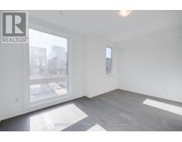 122 Green Gardens Boulevard, Toronto, ON M6A0E5 Photo 14