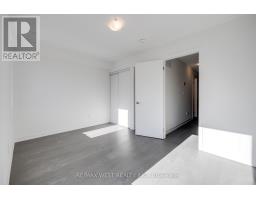 122 Green Gardens Boulevard, Toronto, ON M6A0E5 Photo 15