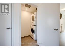 122 Green Gardens Boulevard, Toronto, ON M6A0E5 Photo 18