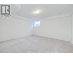 122 Green Gardens Boulevard, Toronto, ON M6A0E5 Photo 28