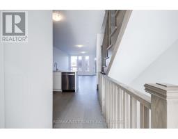 122 Green Gardens Boulevard, Toronto, ON M6A0E5 Photo 6