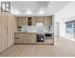611 - 19 Bathurst Street, Toronto, ON M5V0N2 Photo 9