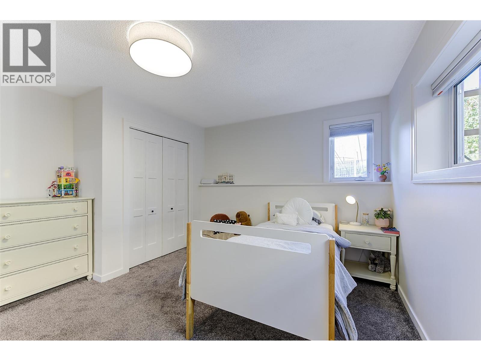  1764 Highland Drive North, Kelowna