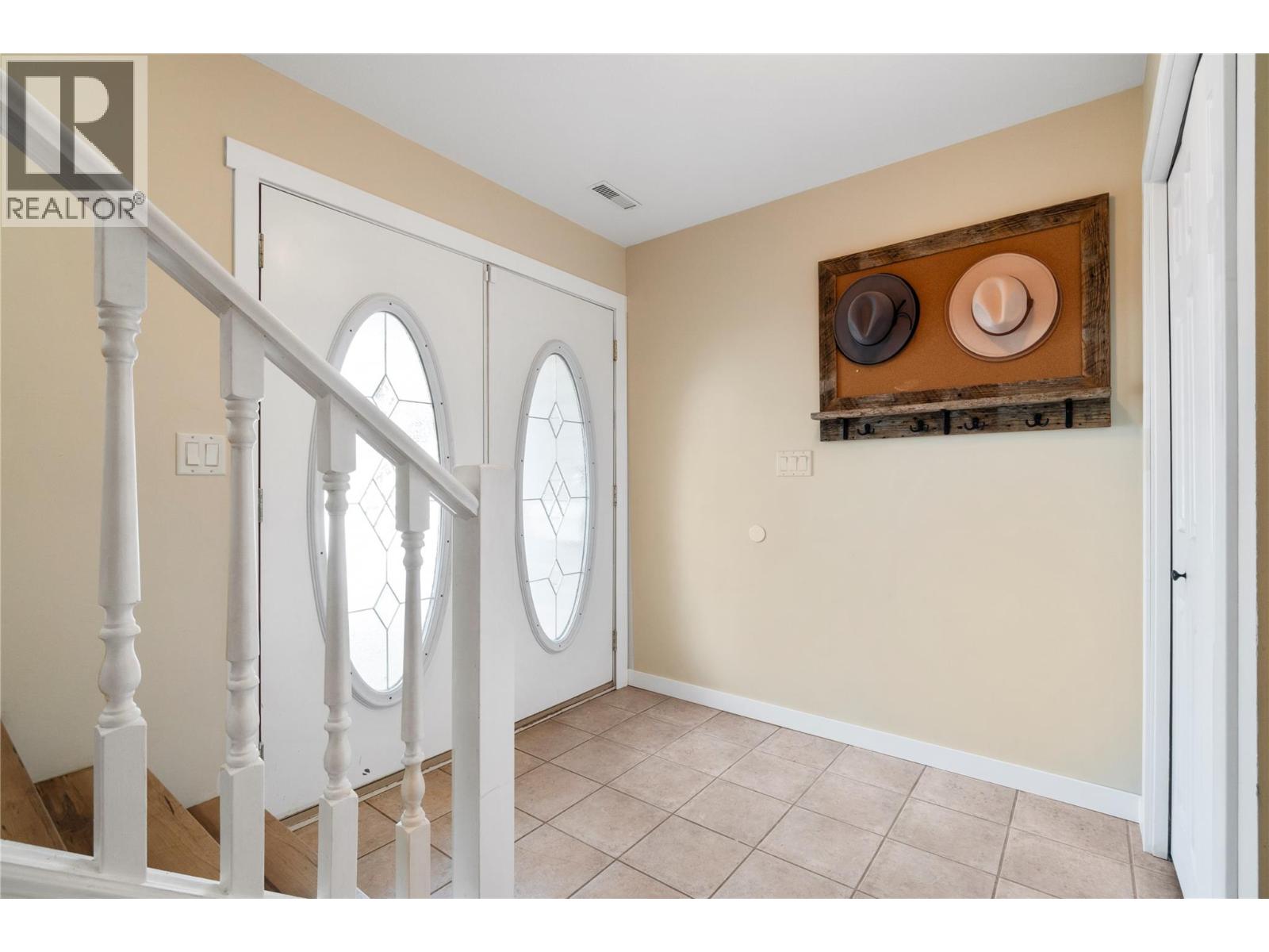 16 801 20 Street Northeast, Salmon Arm