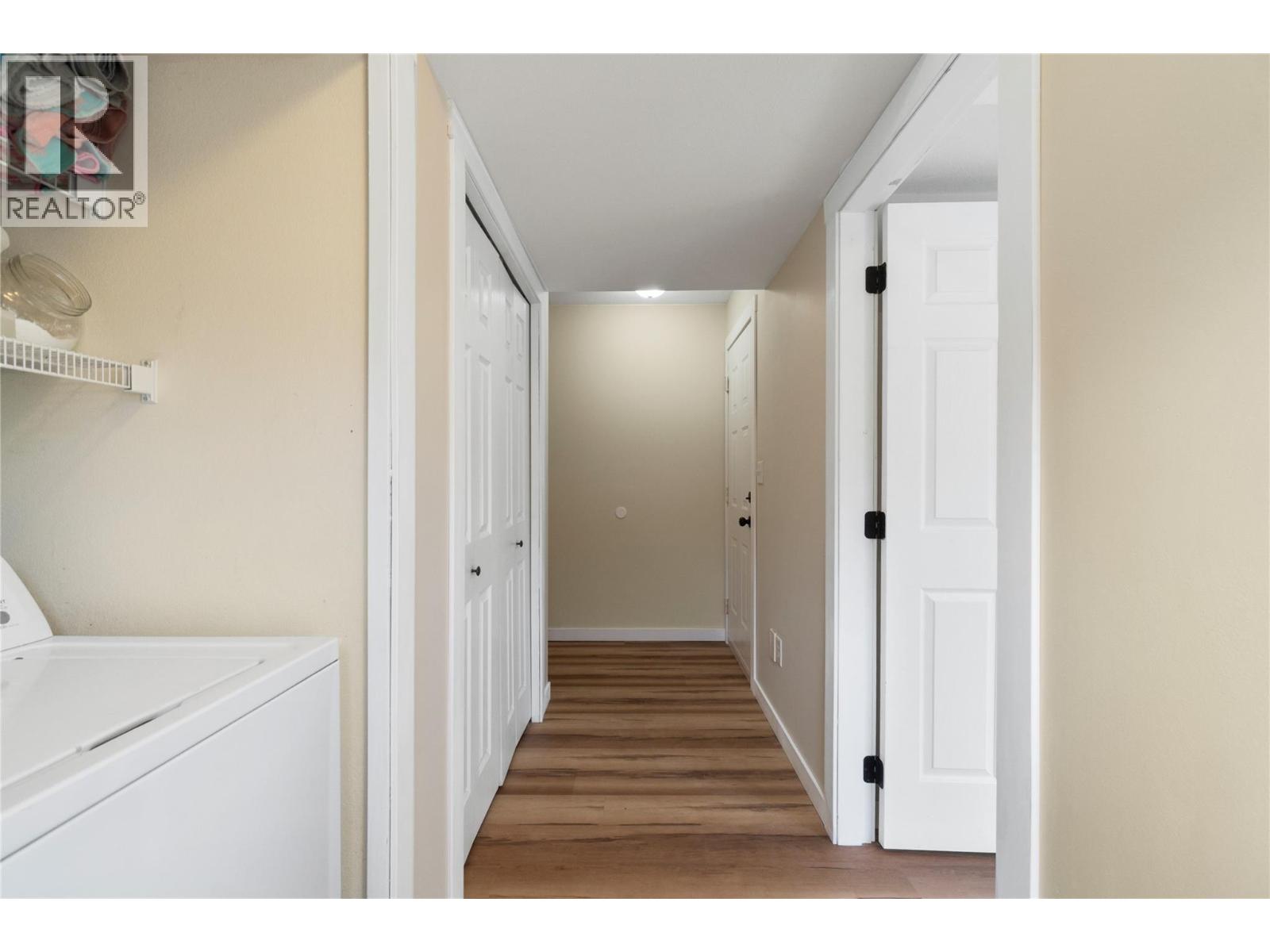 #16 801 20 Street NE - 35