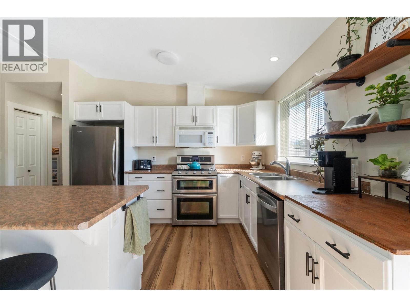 #16 801 20 Street NE - 9